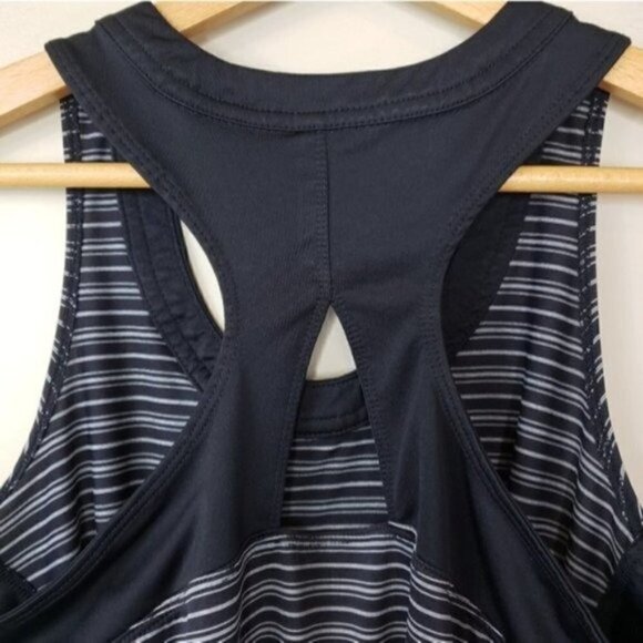 Bolle | Black Striped Athletic Workout Tank Top Size Large - Picture 2 of 5